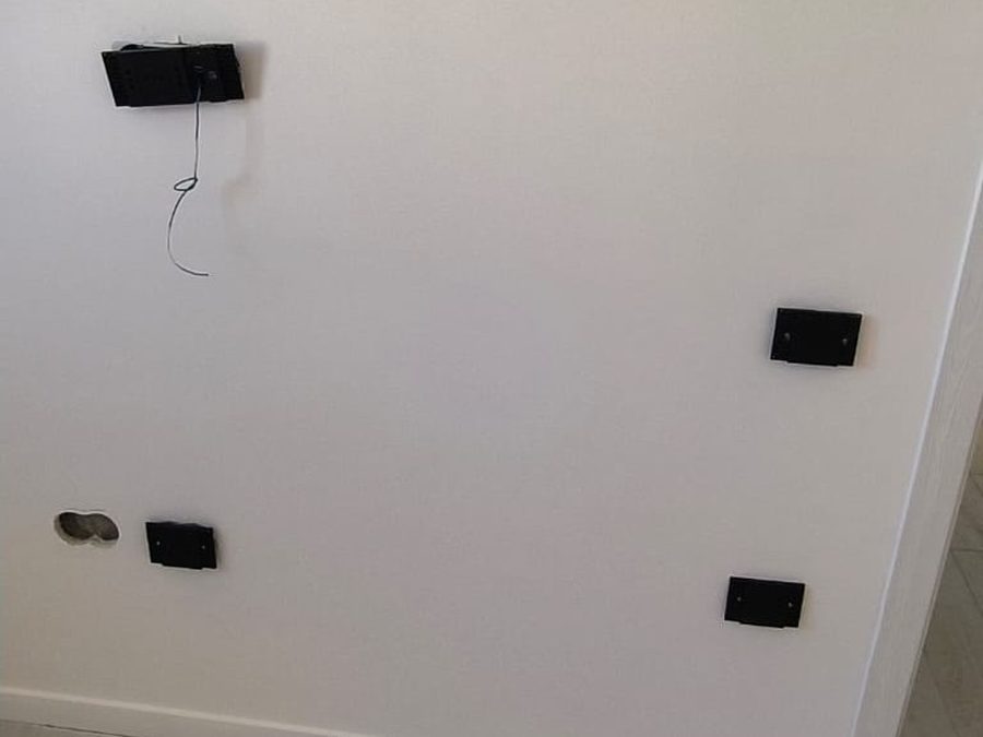 Prese per l'impianto TV e dati su una parete
